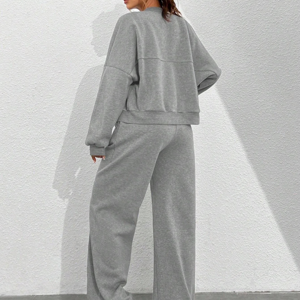 SoftLuxe™ Two-Piece Zip-Up Lounge Set – Effortless Street Comfort