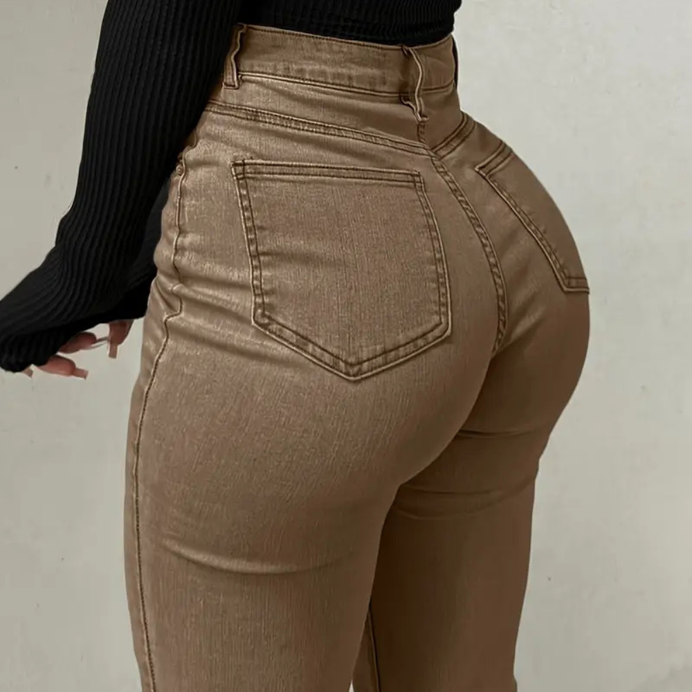 Women’s High-Waisted Butt-Lifting Jeans