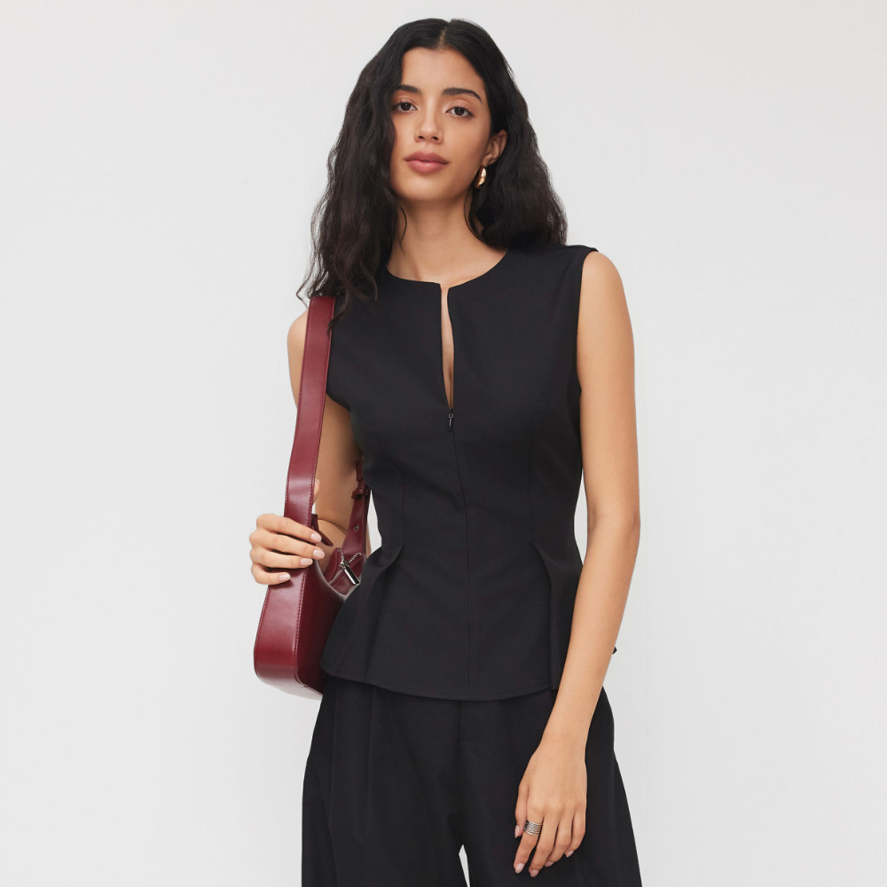 Effortless Elegance: Half-Zip Pleated Blouse