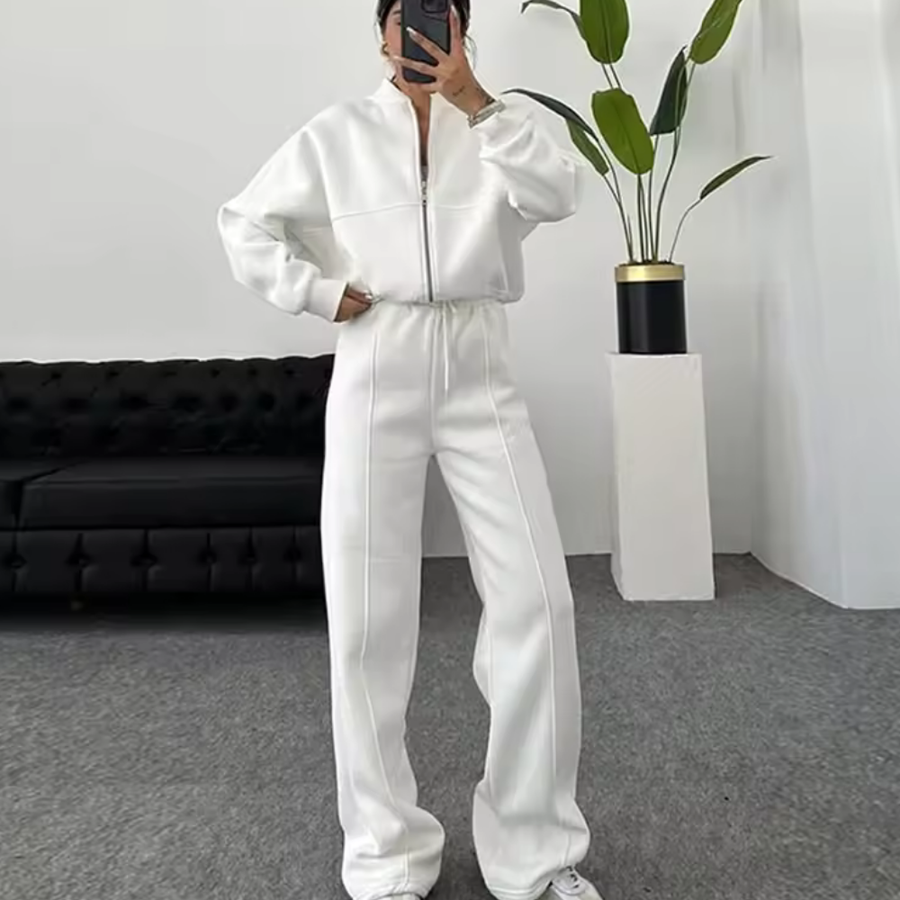 SoftLuxe™ Two-Piece Zip-Up Lounge Set – Effortless Street Comfort