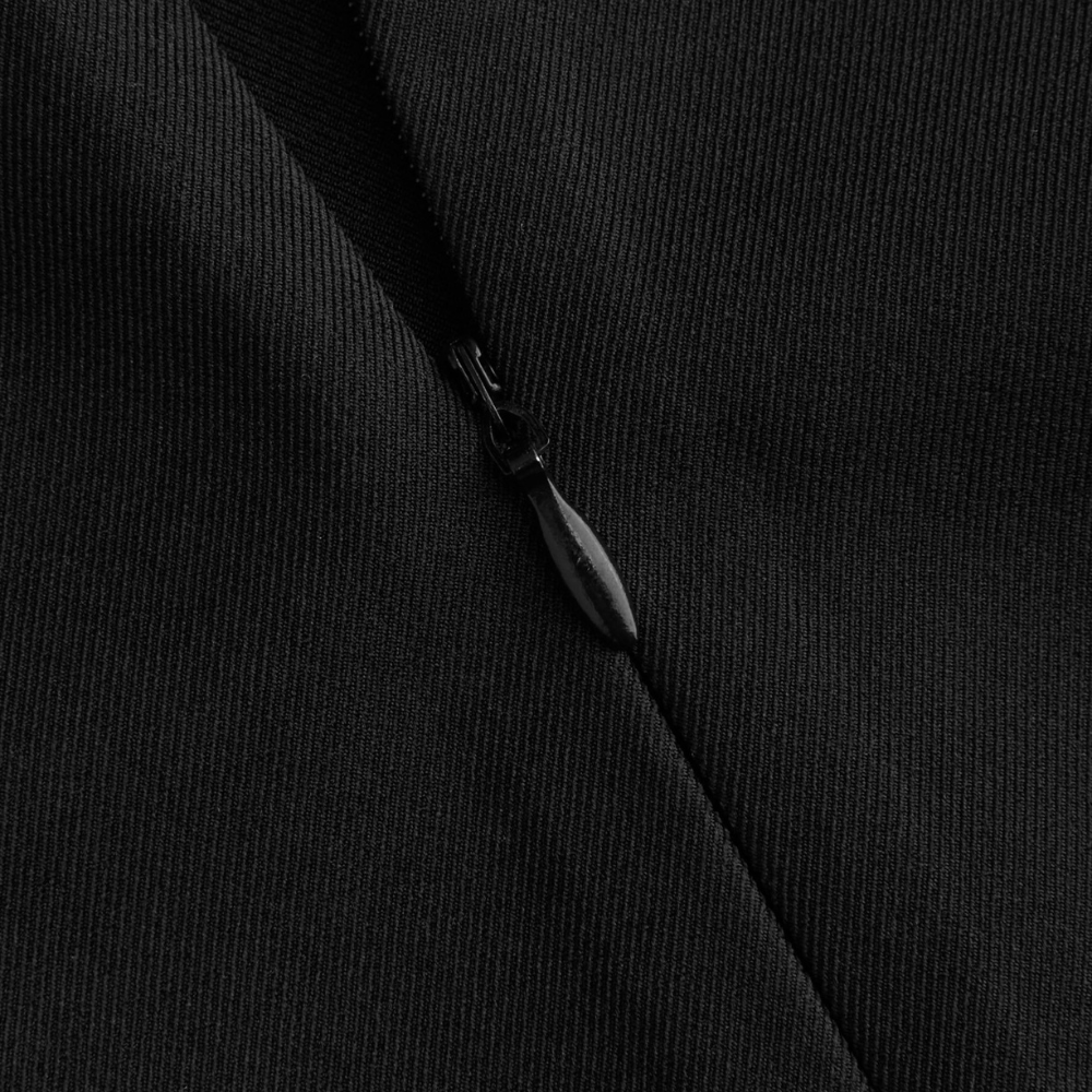 Effortless Elegance: Half-Zip Pleated Blouse