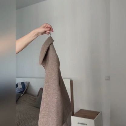 Cropped Wool Jacket – Timeless Elegance, Modern Edge