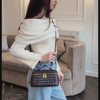 Elegant Woven Box Crossbody Bag – Chic & Sophisticated Style